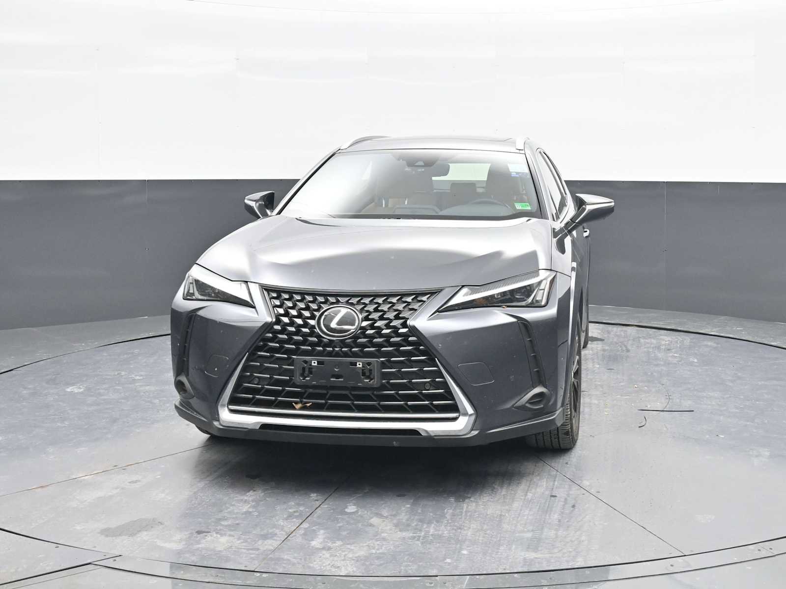 Used 2024 Lexus UX 250h Premium image 3