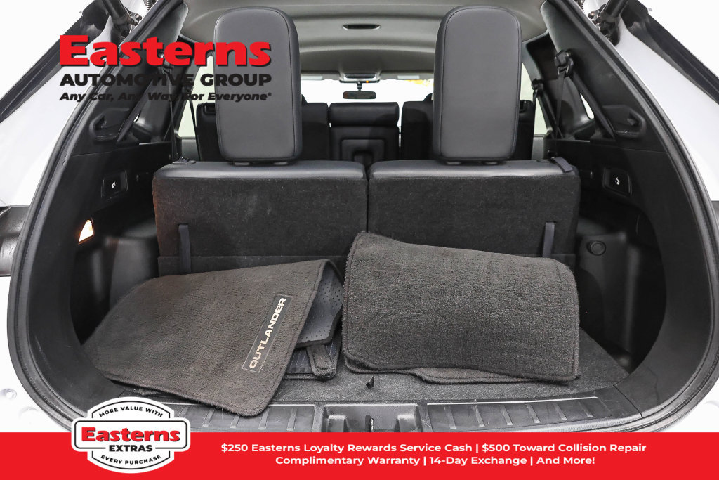 Used 2024 Mitsubishi Outlander SE AWD/4WD image 10