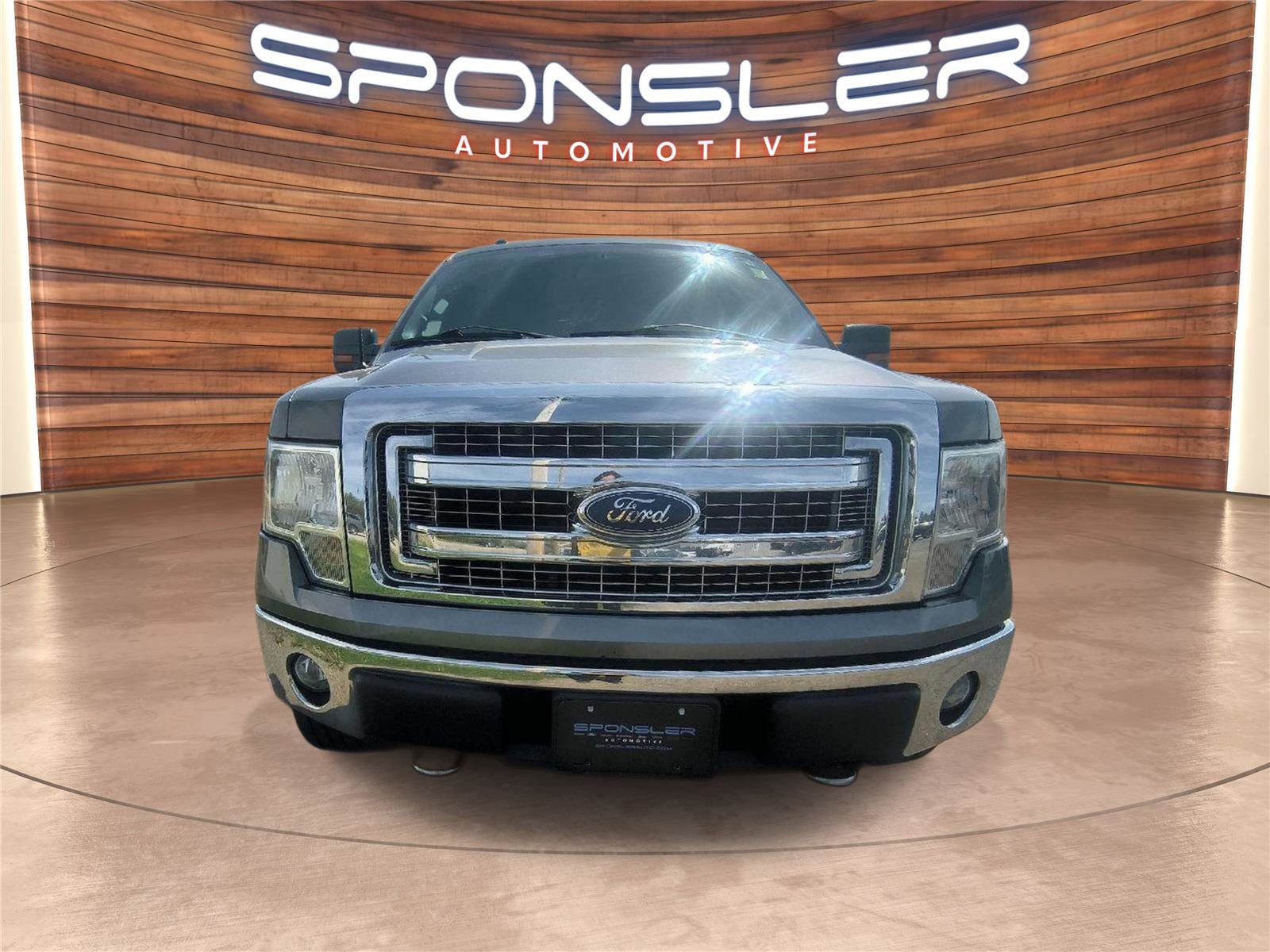 Used 2014 Ford F150 XLT w/ Equipment Group 302A Luxury AWD/4WD image 9