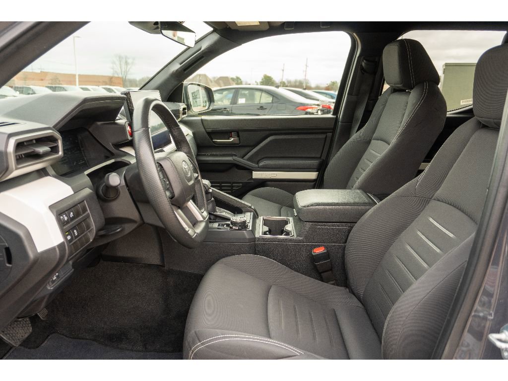 Used 2024 Toyota Tacoma TRD Off-Road image 11