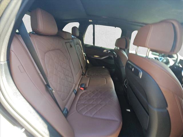 Used 2026 BMW X5 xDrive40i image 19