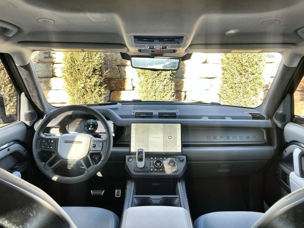 New 2026 Land Rover Defender 110 image 12