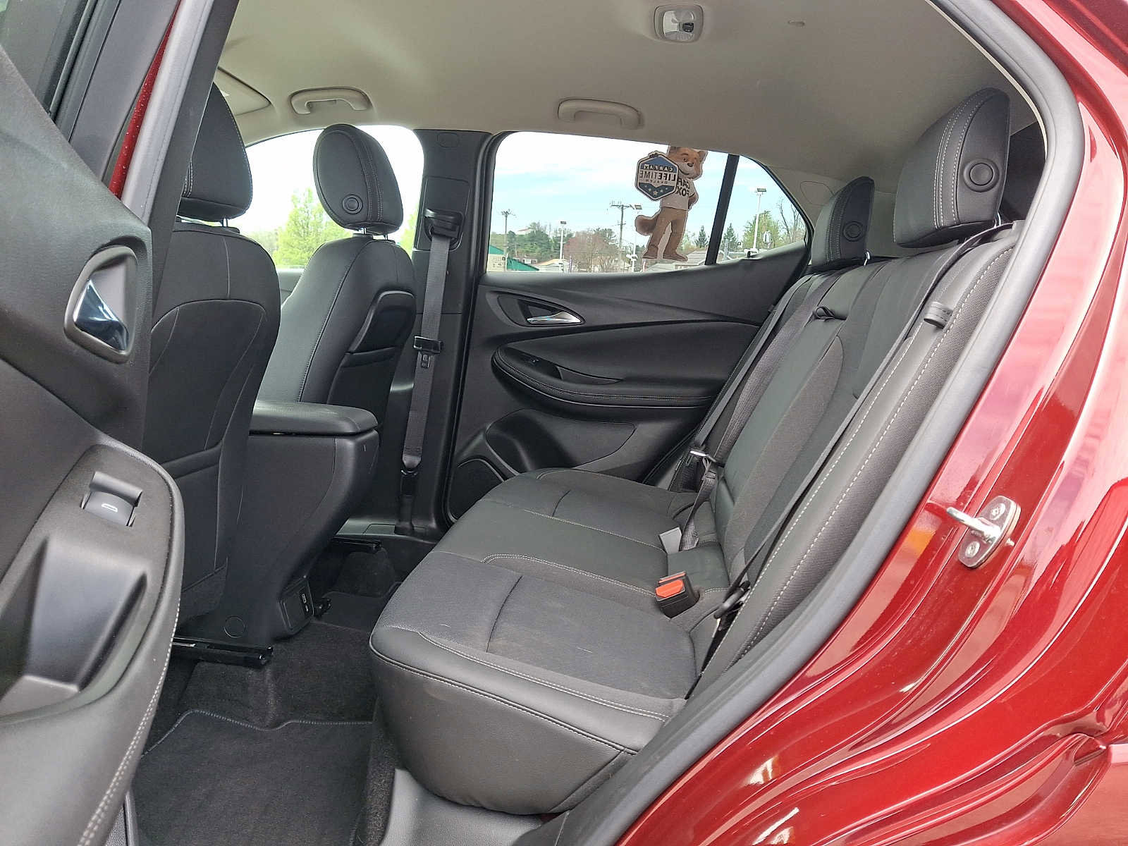 Used 2023 Buick Encore GX Select w/ Sport Touring Package image 11