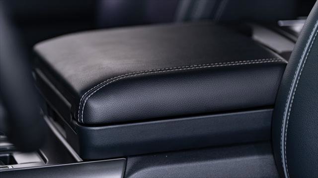 Used 2024 Ford F150 Lariat w/ Tow/Haul Package image 15