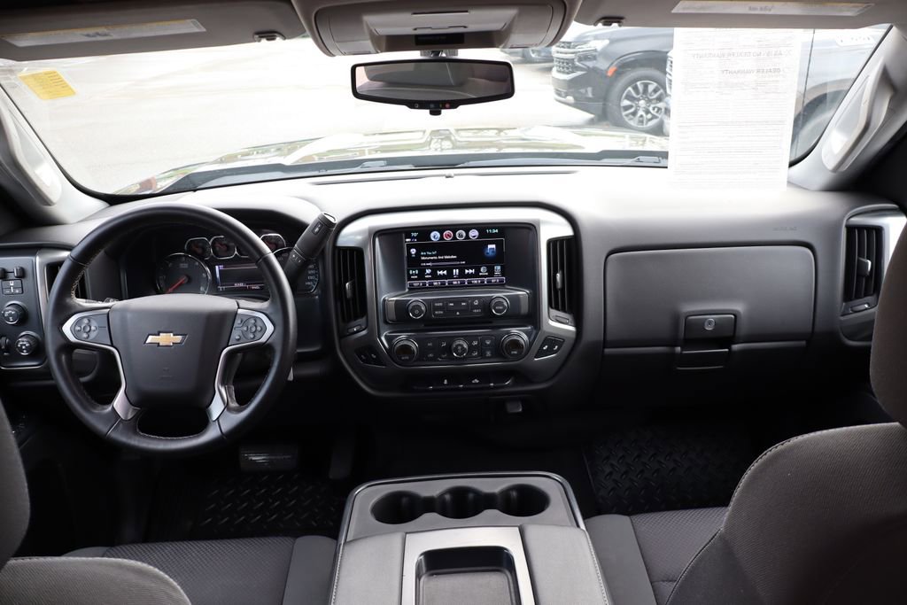 Used 2018 Chevrolet Silverado 1500 LT w/ All Star Edition image 41