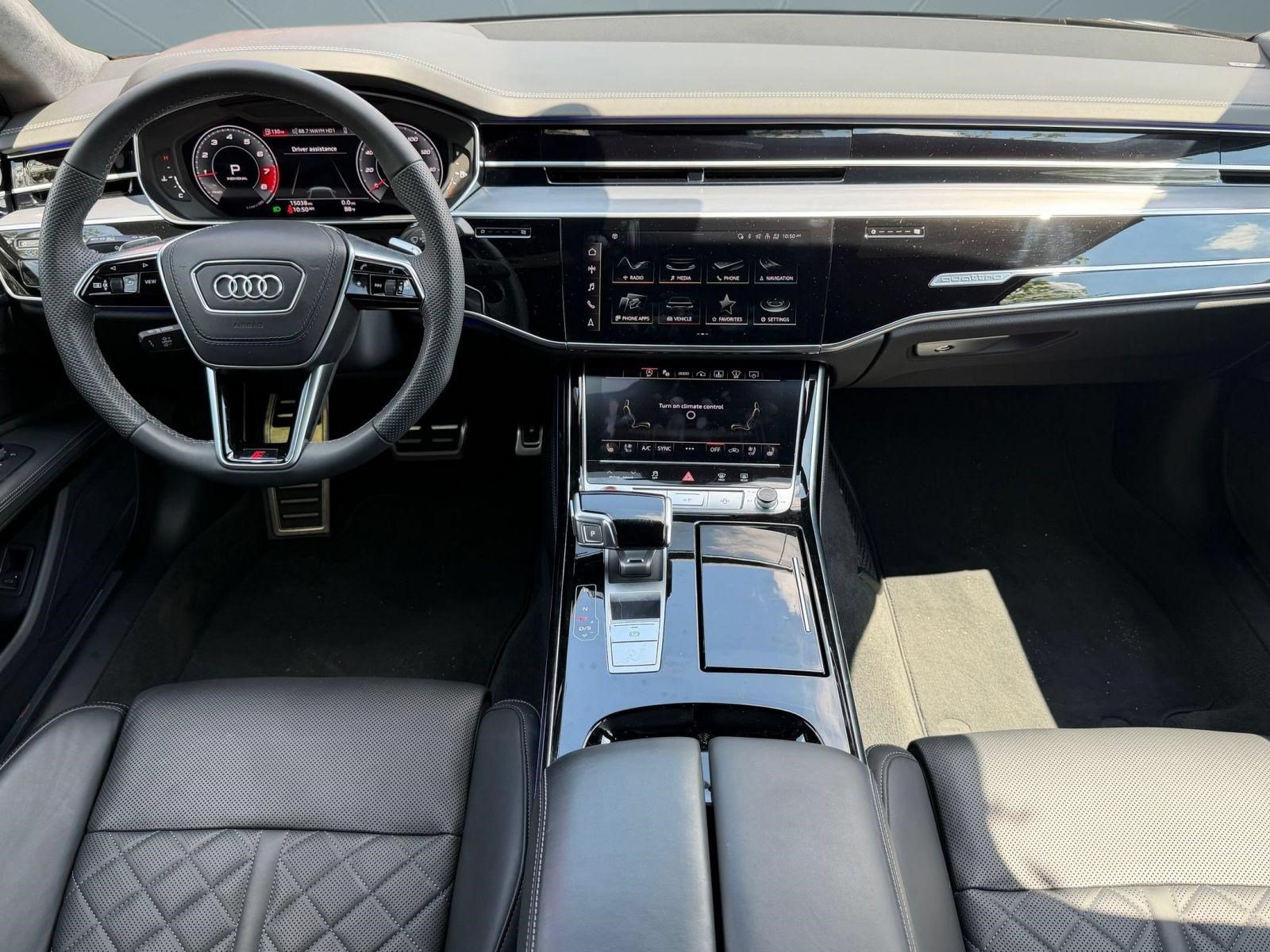 Used 2023 Audi S8 AWD/4WD image 14