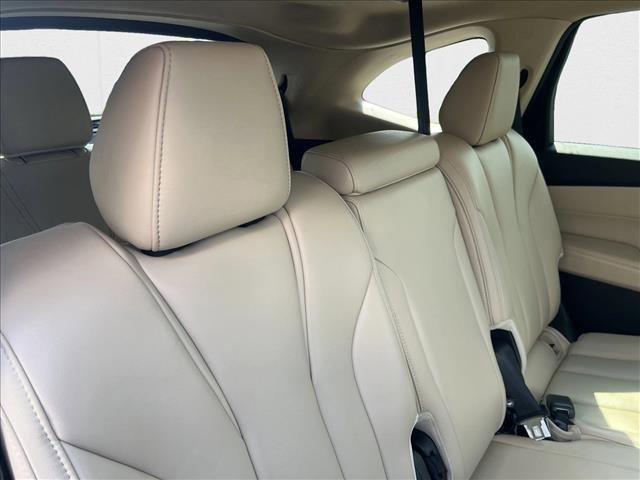 Used 2022 Acura MDX SH-AWD image 17