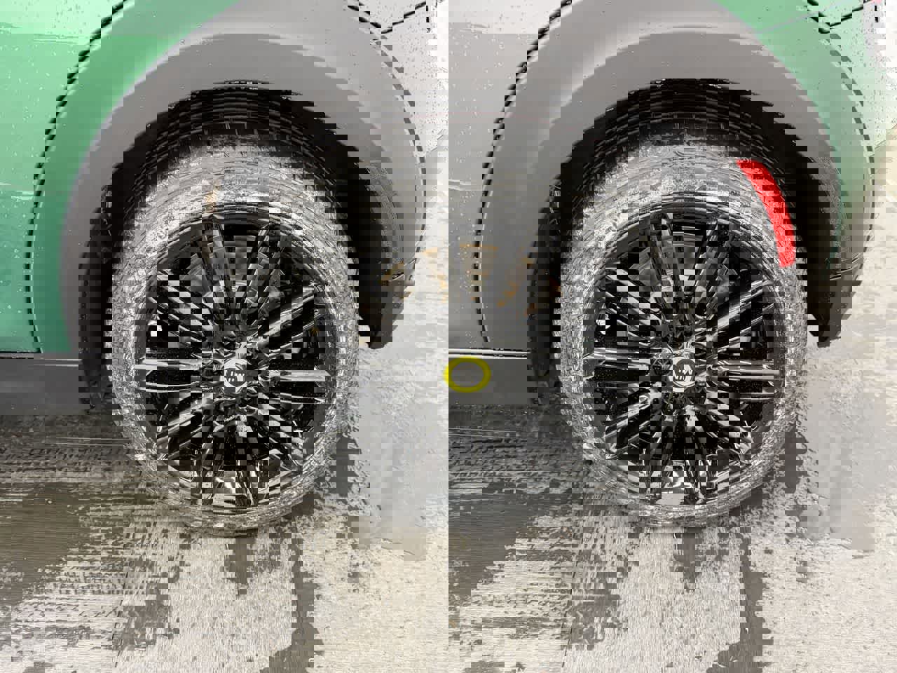 Certified 2024 MINI Cooper SE image 25