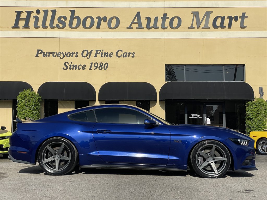Used 2016 Ford Mustang GT Premium w/ GT Performance Package RWD image 5