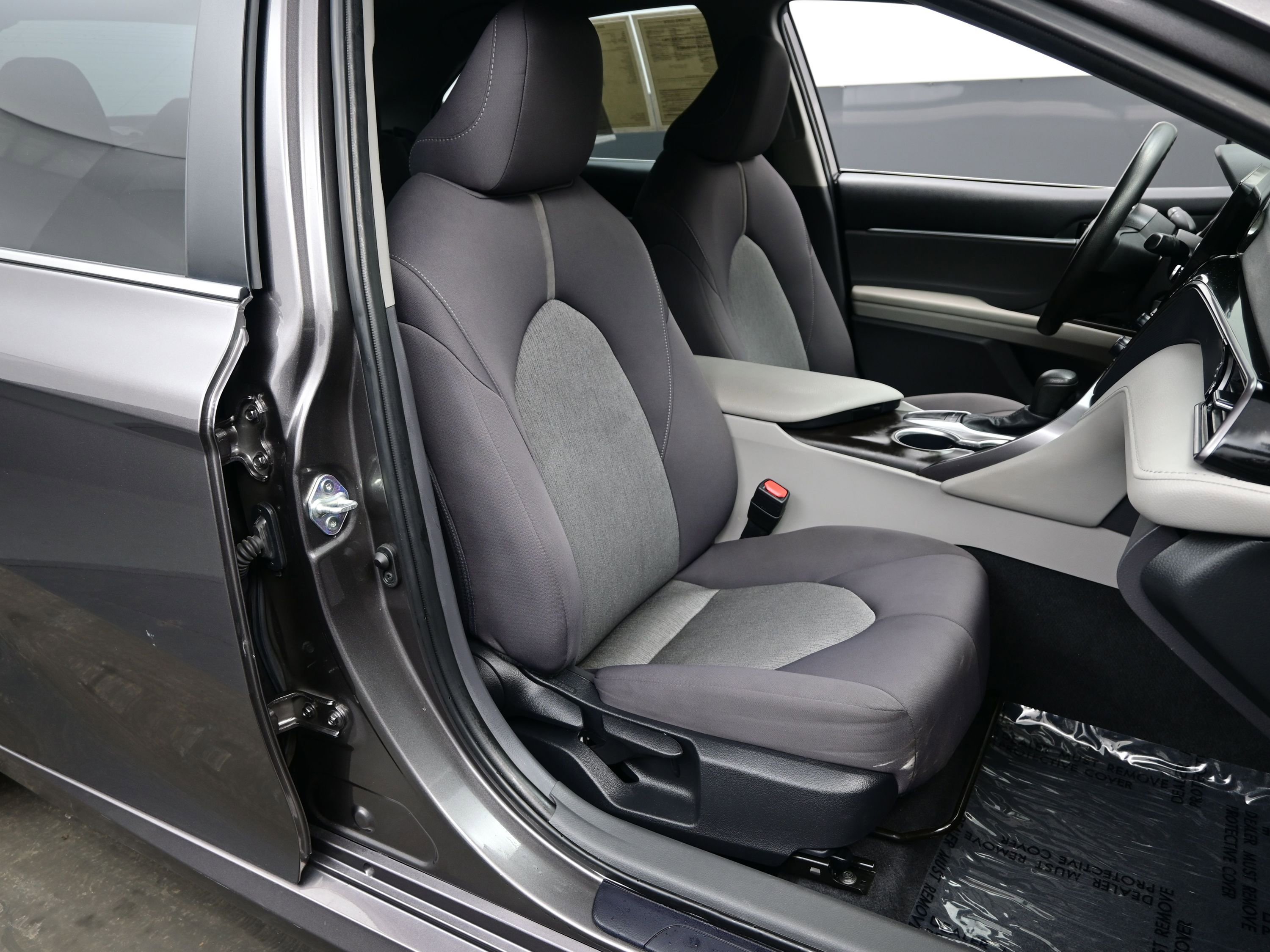 Used 2024 Toyota Camry LE image 14