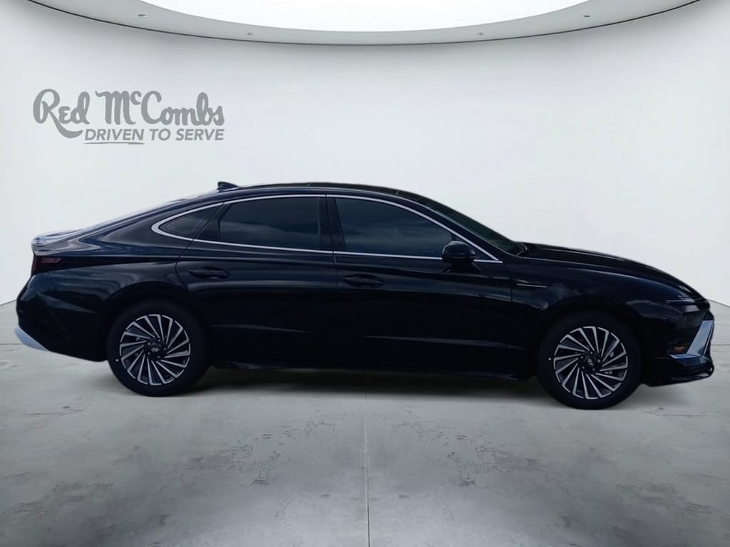 New 2026 Hyundai Sonata Limited FWD image 6