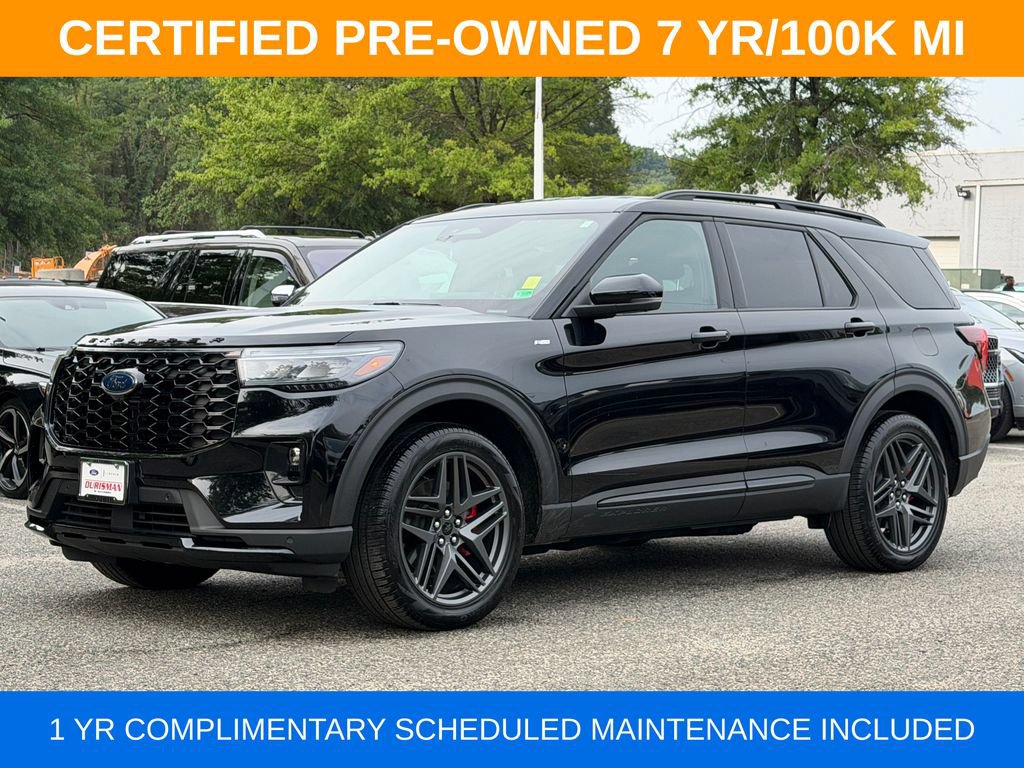 Used 2025 Ford Explorer ST-Line w/ ST-Line Street Pack AWD/4WD image 3