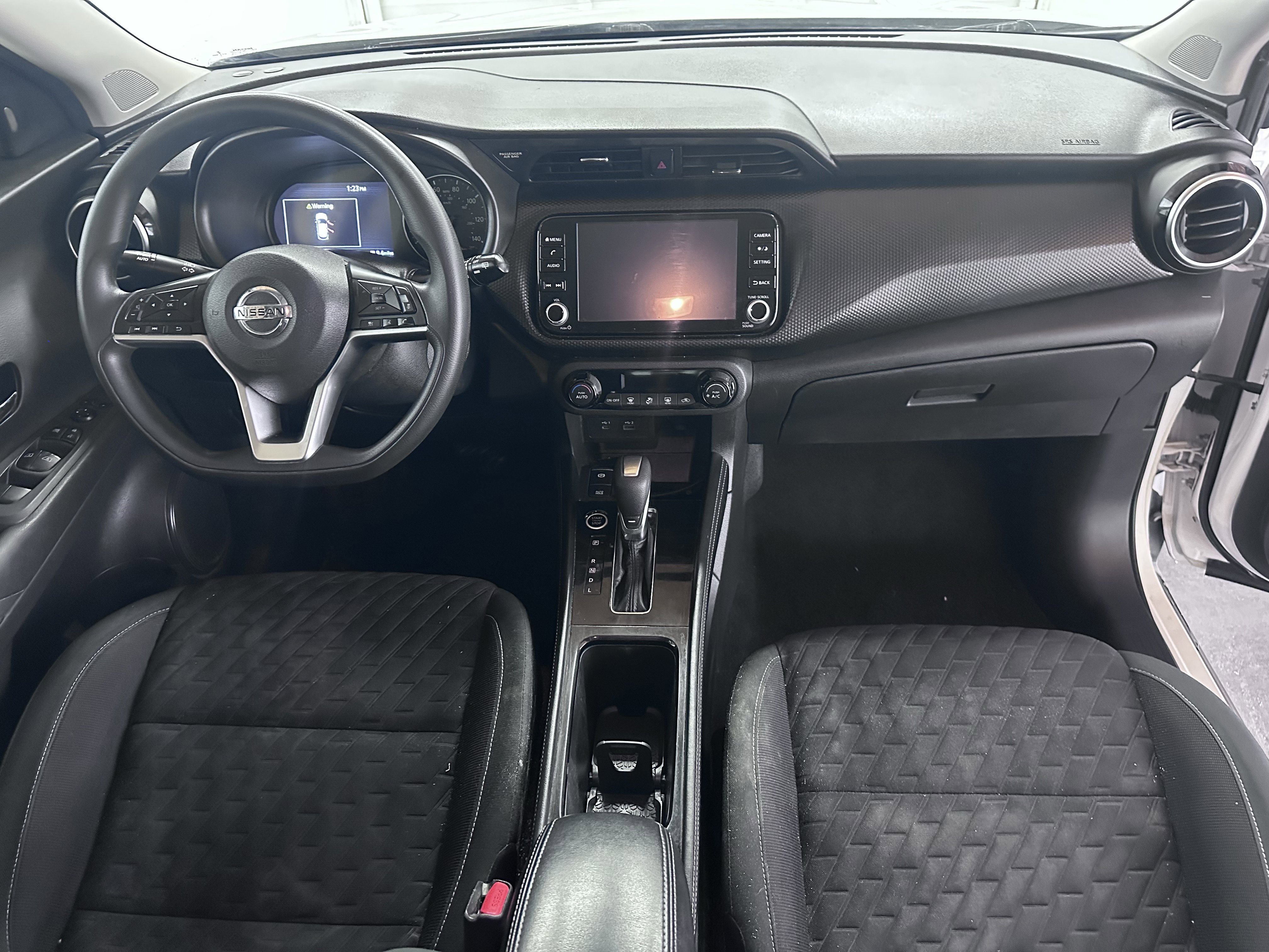 Used 2021 Nissan Kicks SV image 33