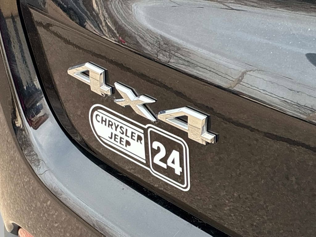 Used 2022 Jeep Compass Latitude image 12