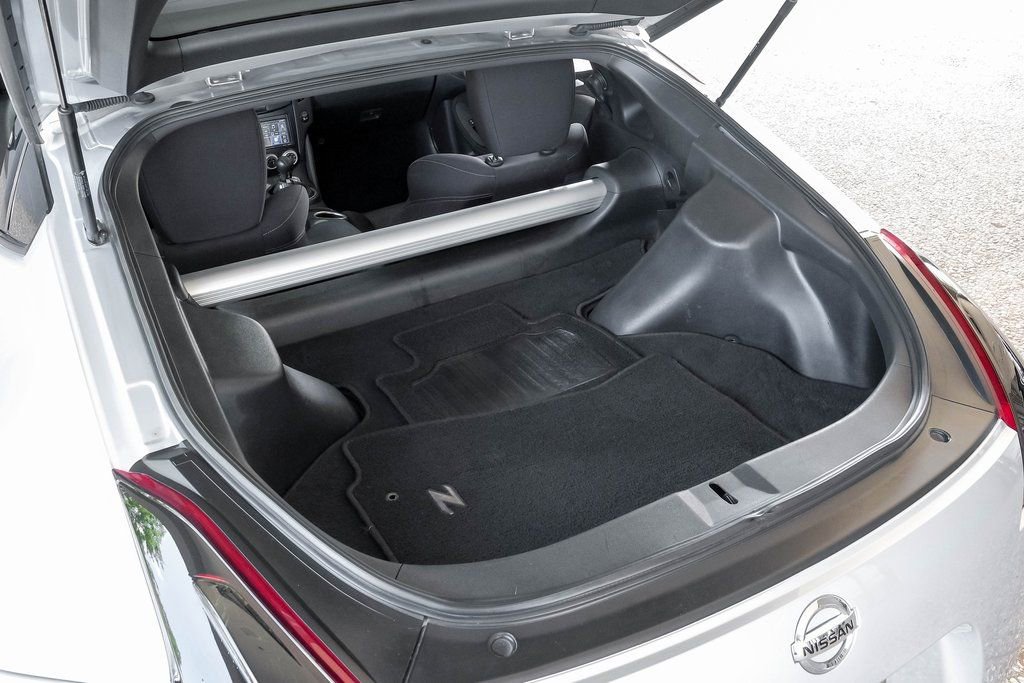 Used 2020 Nissan 370Z Coupe image 44