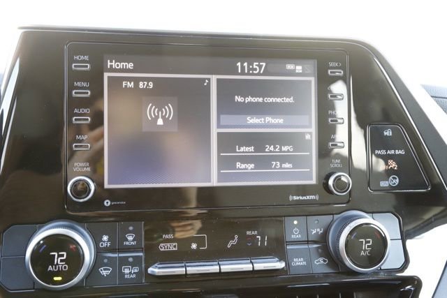 Used 2020 Toyota Highlander L image 24