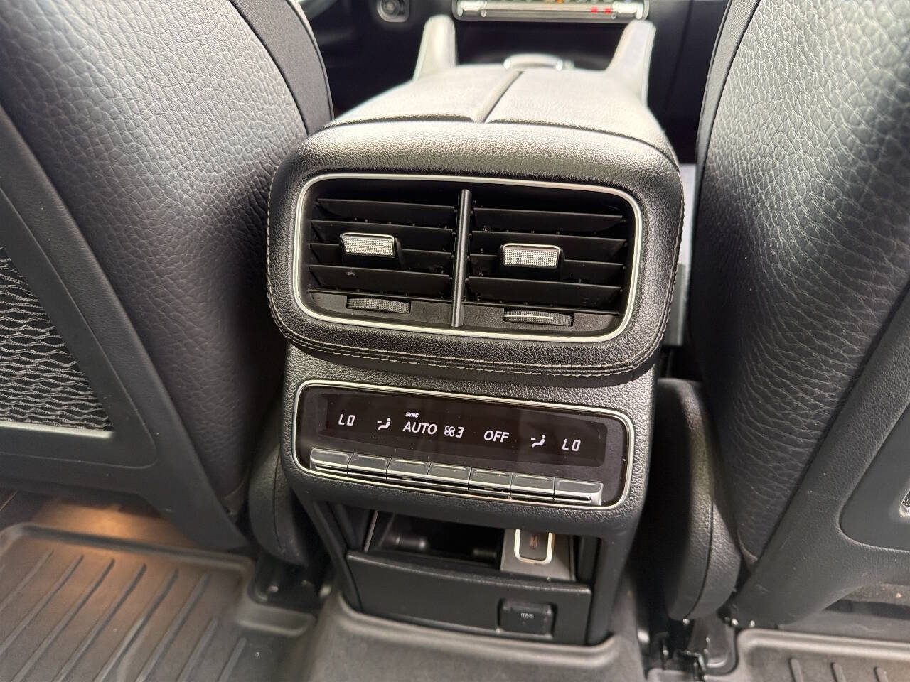Used 2020 Mercedes-Benz GLS 580 4MATIC image 31
