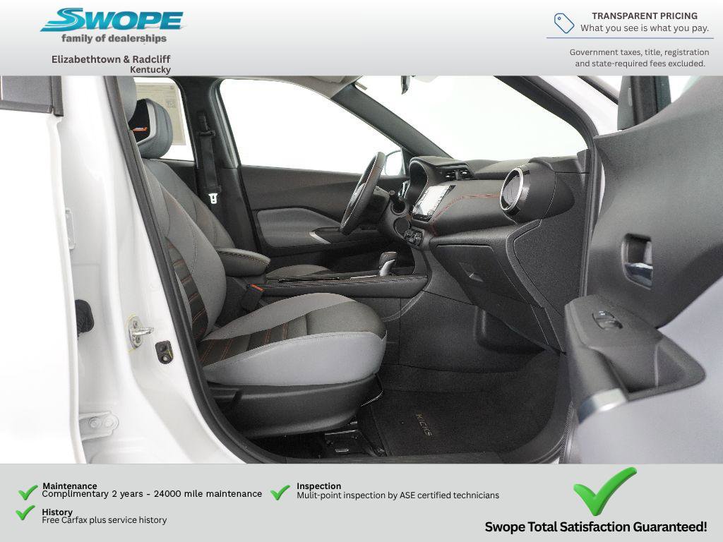 Used 2023 Nissan Kicks SR w/ SR Premium Package FWD image 11