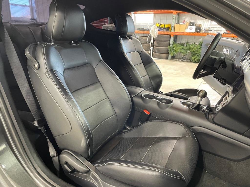 Used 2015 Ford Mustang GT Premium image 19