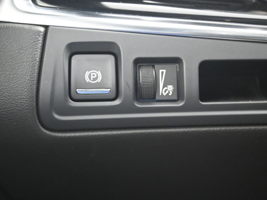 Used 2023 Cadillac XT6 Premium Luxury image 14