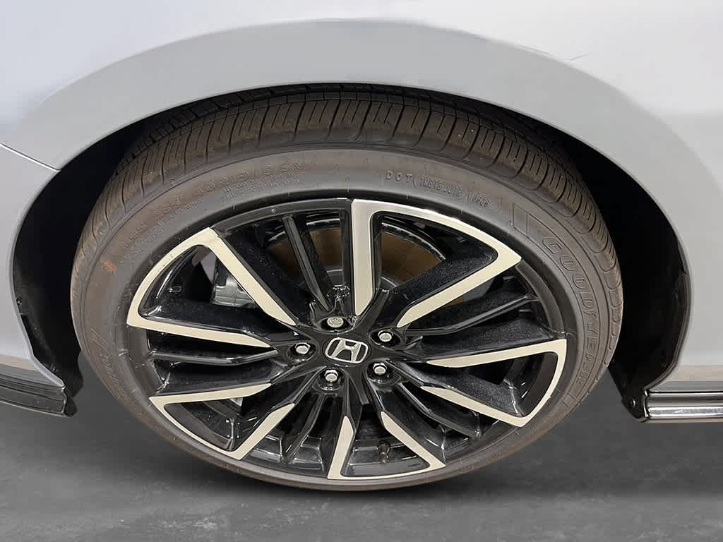 New 2026 Honda Accord Touring image 11