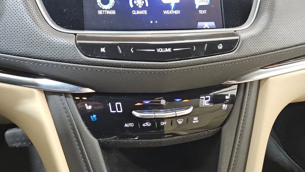 Used 2019 Cadillac XT5 Premium Luxury w/ Driver Assist Package image 23