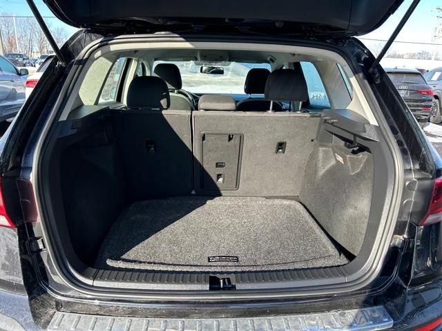 Used 2022 Volkswagen Taos S image 22