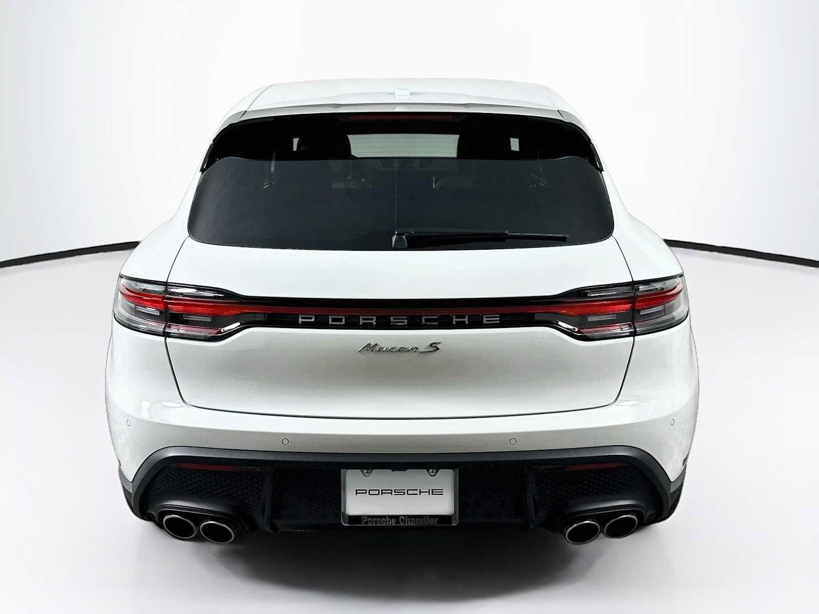 Certified 2026 Porsche Macan S AWD/4WD image 10