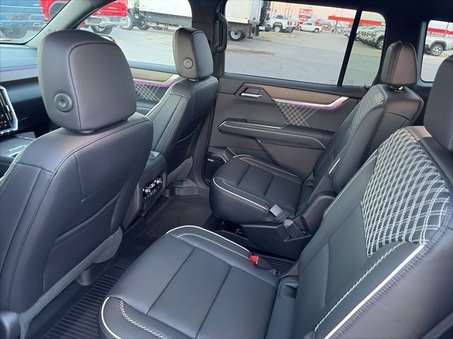 New 2026 GMC Acadia Denali w/ Super Cruise Package image 11