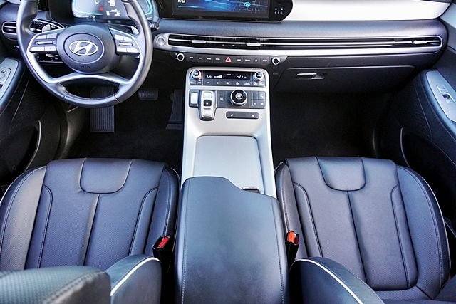 Certified 2025 Hyundai Palisade SEL FWD image 21