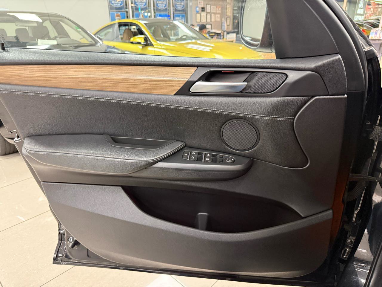 Used 2013 BMW X3 xDrive28i image 9