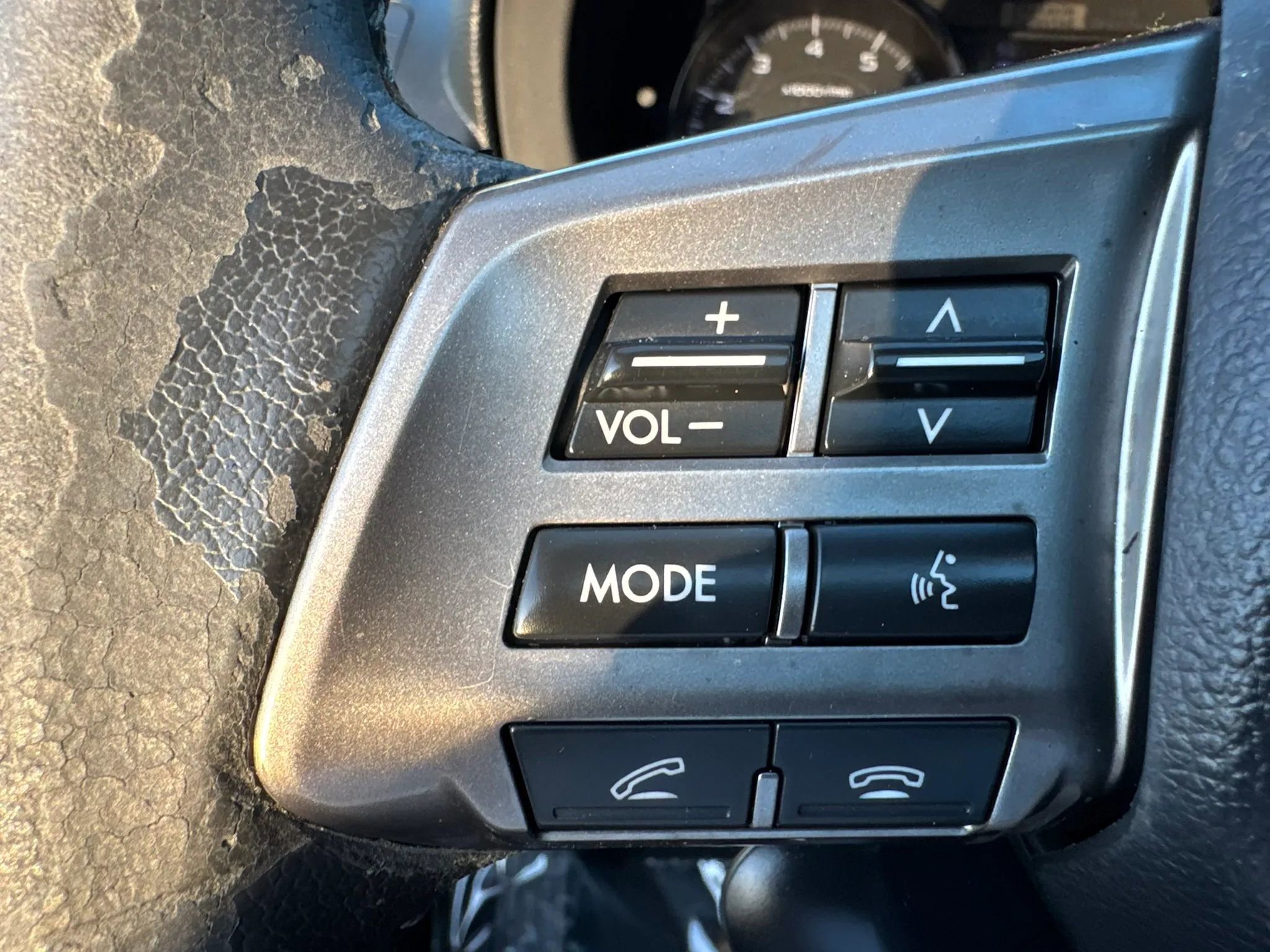 Used 2015 Subaru Forester 2.0XT Touring w/ Eyesight & Navigation System AWD/4WD image 16