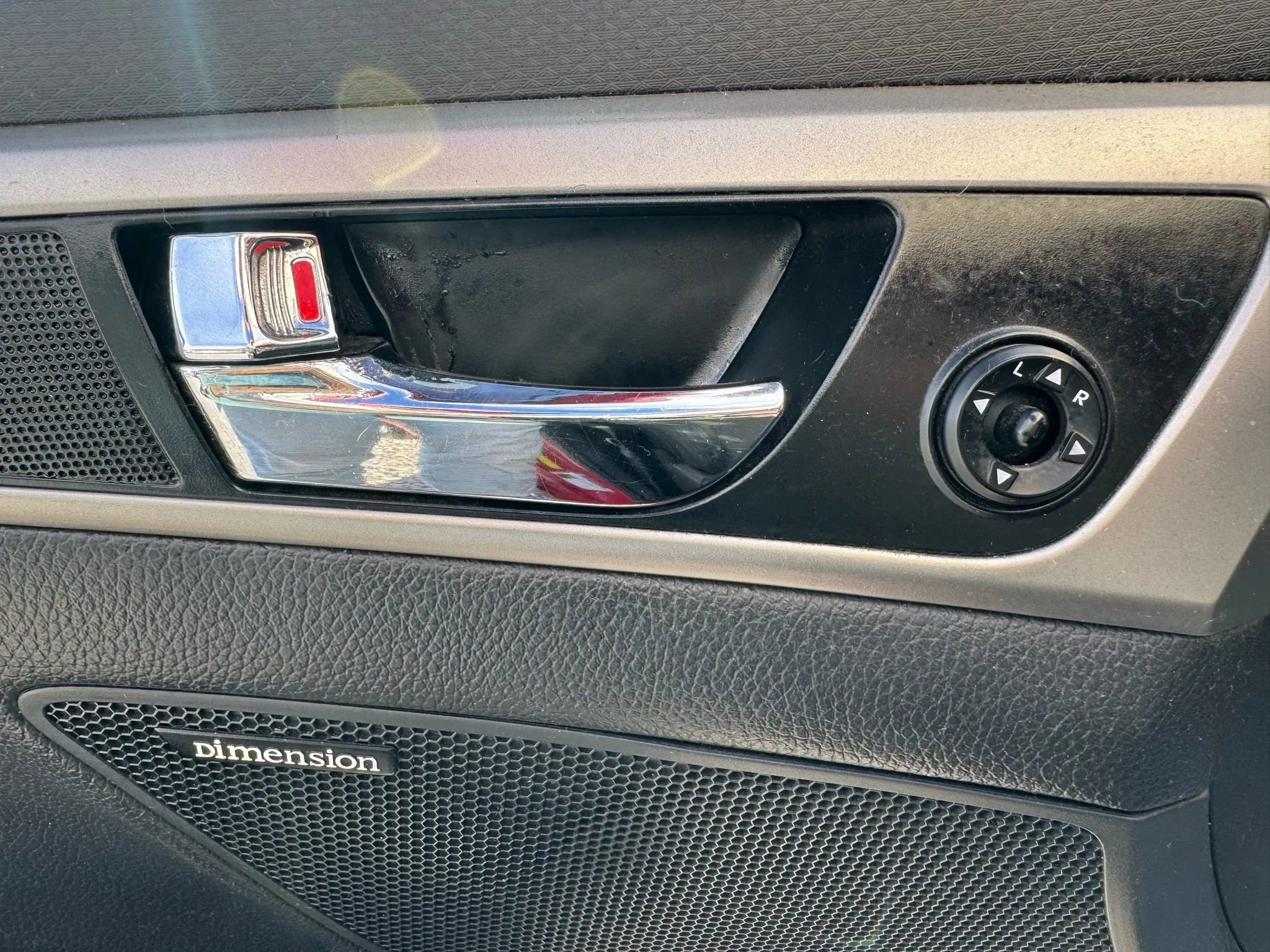 Used 2013 Hyundai Veloster w/ Style Pkg image 12