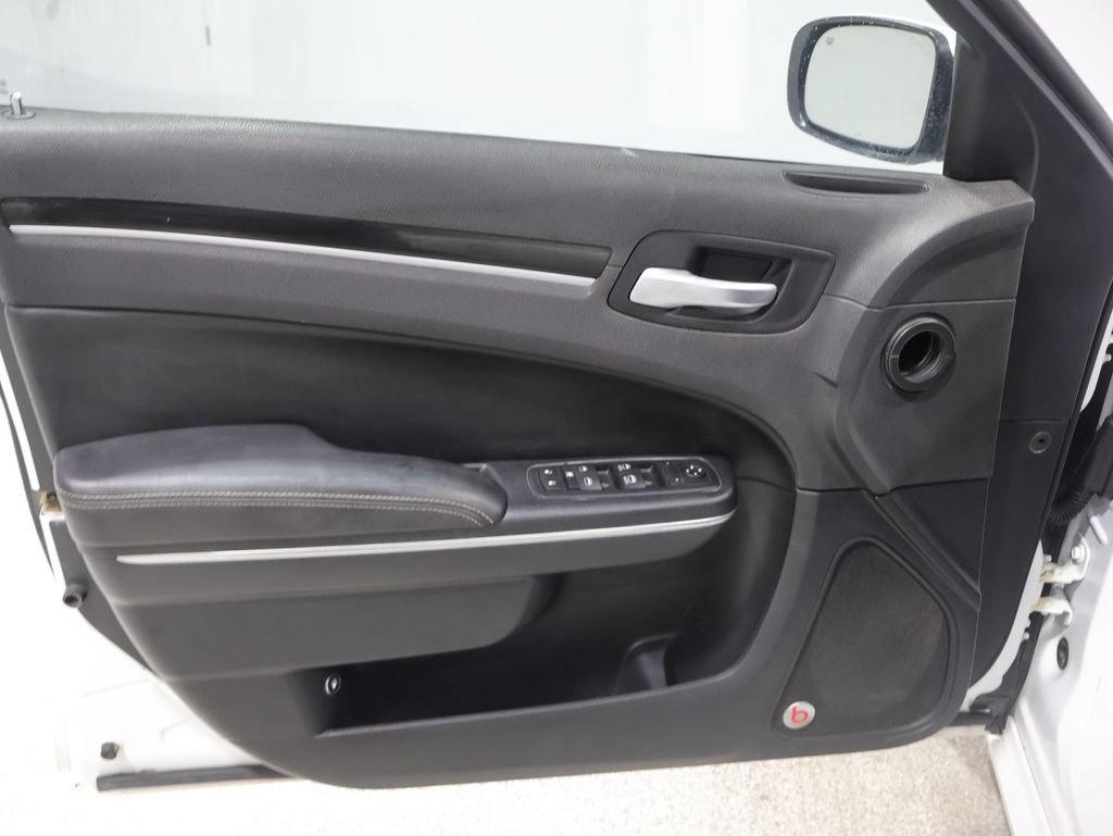 Used 2017 Chrysler 300 S AWD/4WD image 12