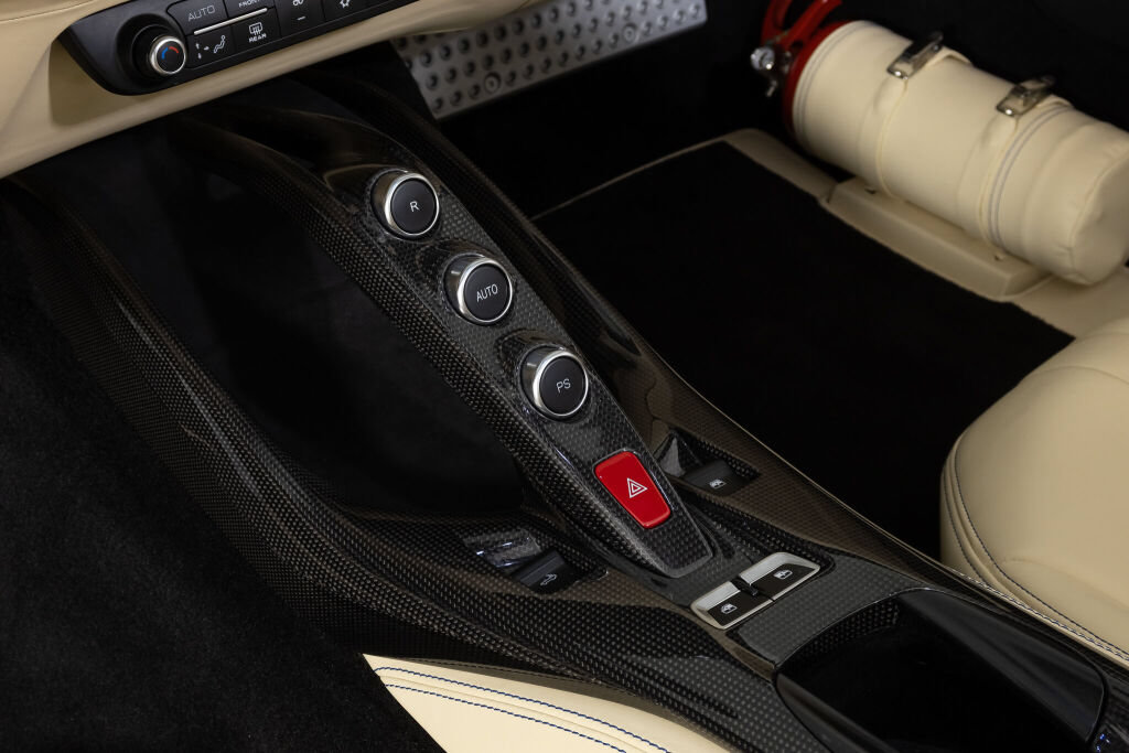 Used 2021 Ferrari 812 GTS RWD image 39