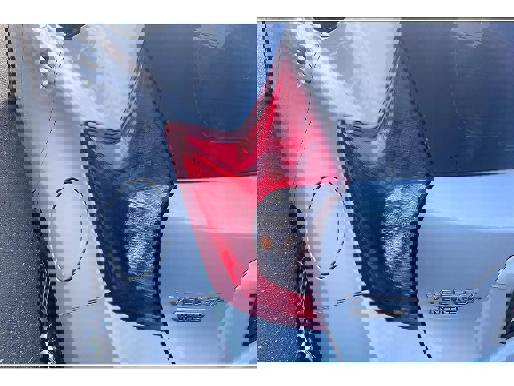 Used 2015 Nissan Versa Note SV FWD image 31