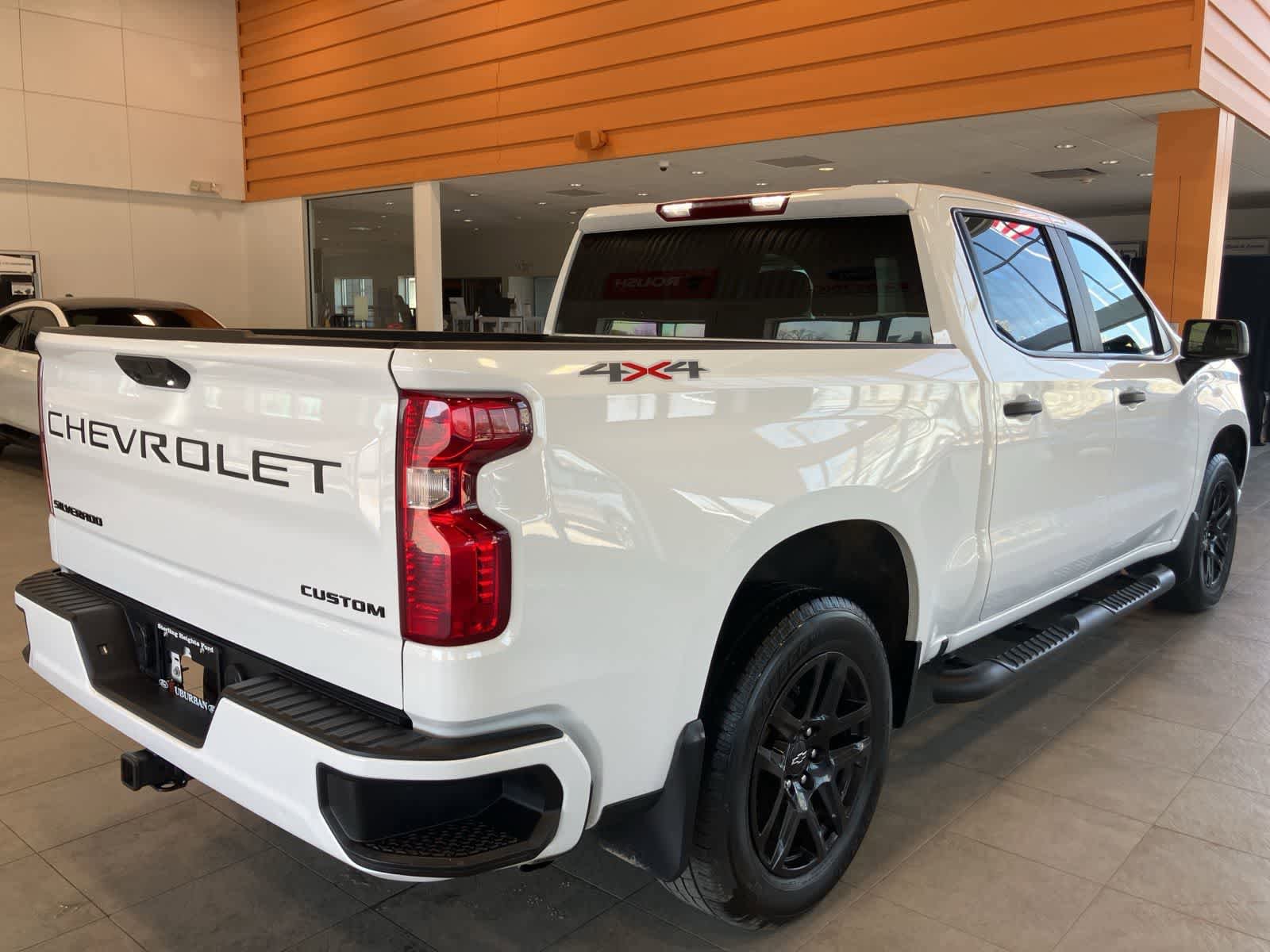 Used 2024 Chevrolet Silverado 1500 Custom AWD/4WD image 5