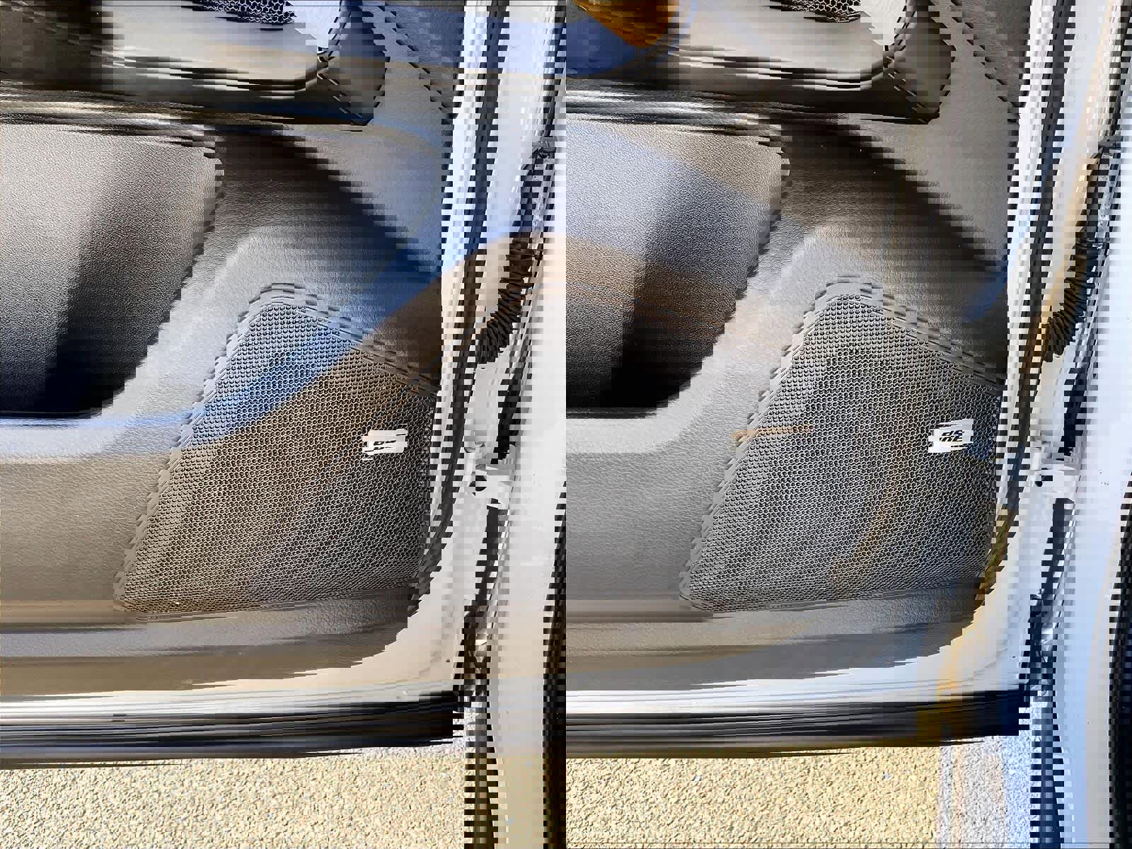 Used 2024 Porsche Cayenne AWD/4WD image 35