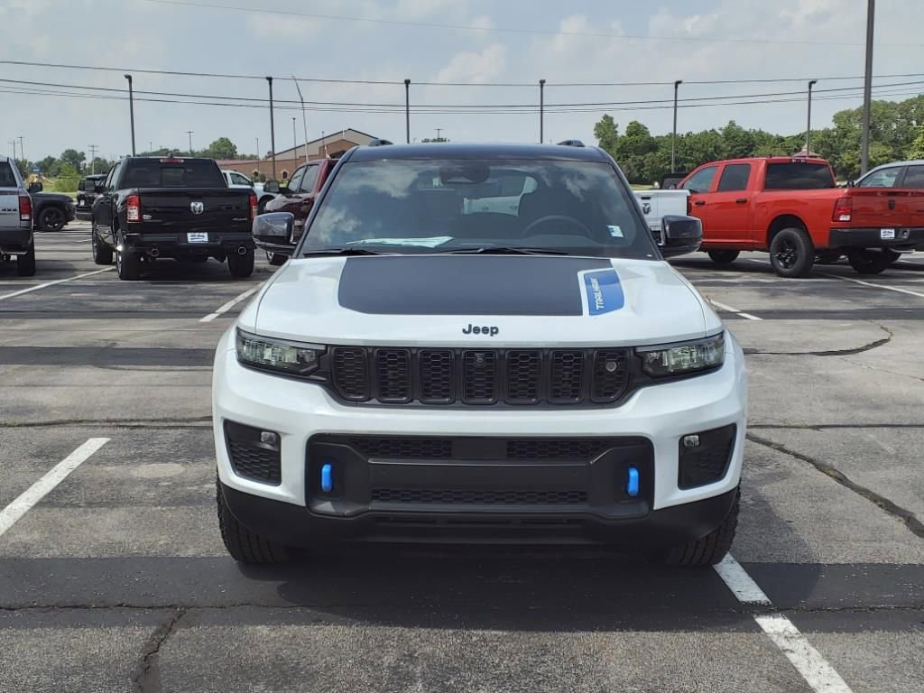 New 2023 Jeep Grand Cherokee Trailhawk w/ Advanced Protech Group II image 22