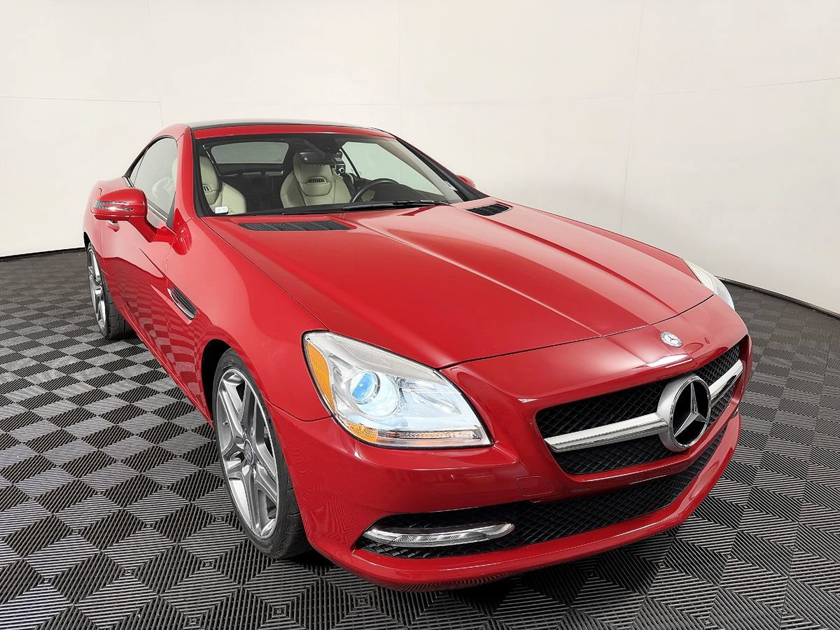 Used 2015 Mercedes-Benz SLK 250 image 5