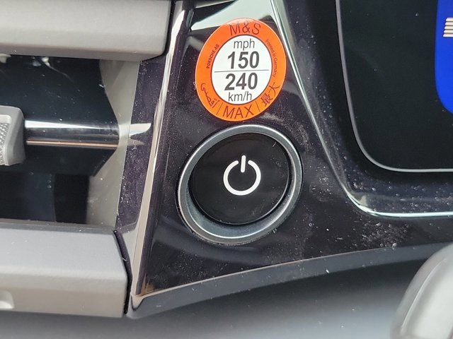 Used 2025 Porsche Macan 4 Electric image 36