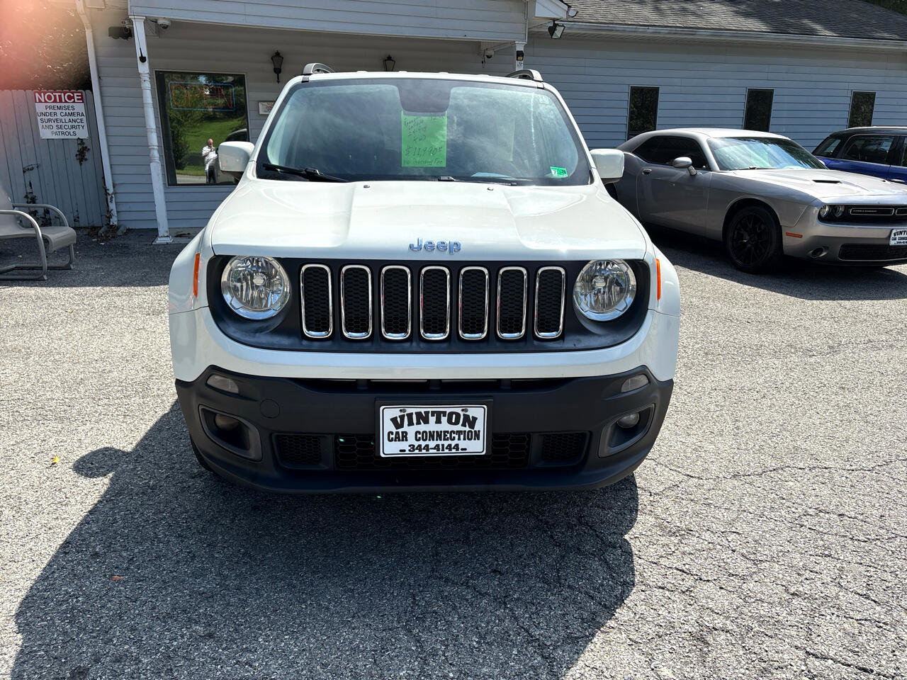 Used 2016 Jeep Renegade Latitude w/ Popular Equipment Group image 8