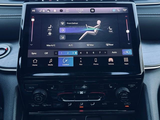 Used 2022 Jeep Grand Cherokee Altitude image 33