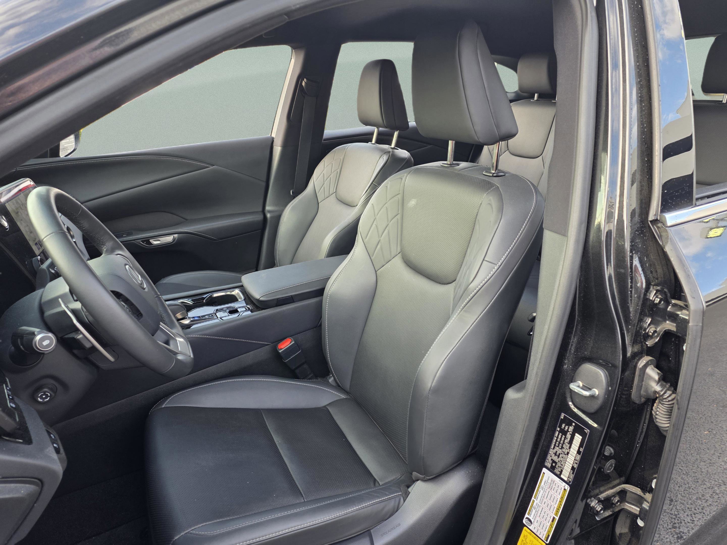 Used 2024 Lexus RX 350 FWD w/ Technology Package image 13