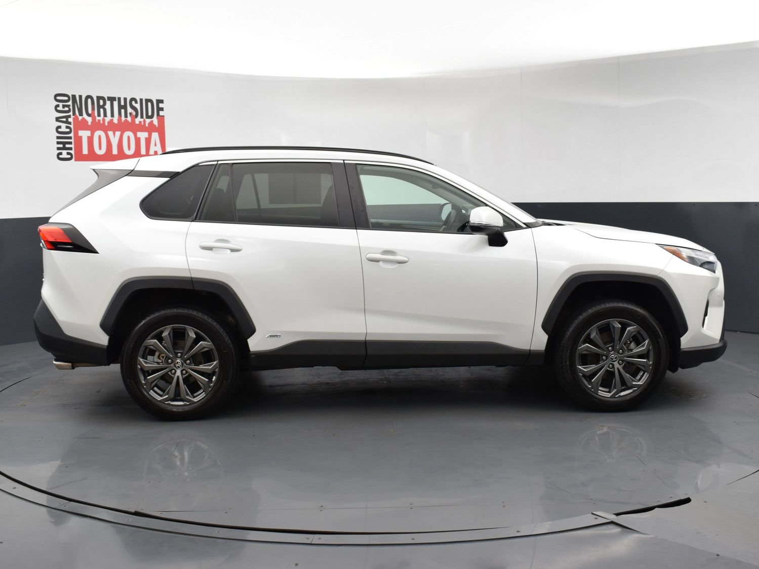 Used 2024 Toyota RAV4 XLE Premium w/ Weather Package AWD/4WD image 5