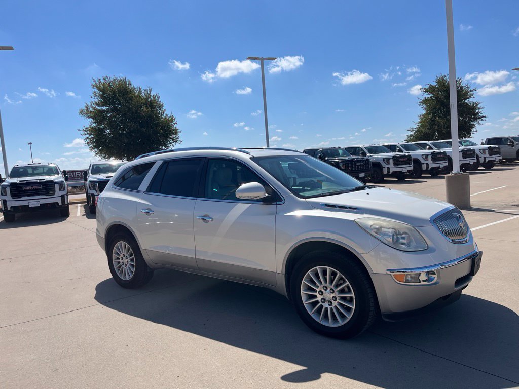 Used 2011 Buick Enclave CXL w/ Trailering Provision Package FWD image 9