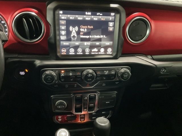Used 2022 Jeep Gladiator Rubicon w/ LED Lighting Group image 16