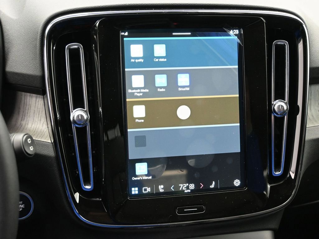 New 2025 Volvo XC40 B5 Ultra w/ Climate Package image 11