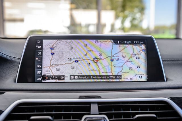 Used 2017 BMW 740i RWD image 23