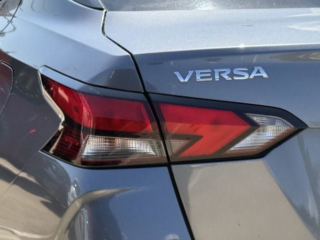 Used 2025 Nissan Versa S FWD image 6